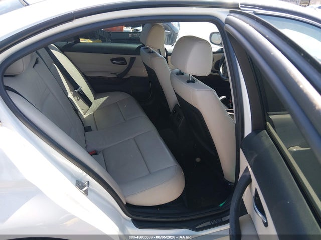 2011 Bmw 328i მანქანა იყიდება აუქციონზე, vin: WBAPH5C58BA448699, აუქციონის ნომერი: 45803689