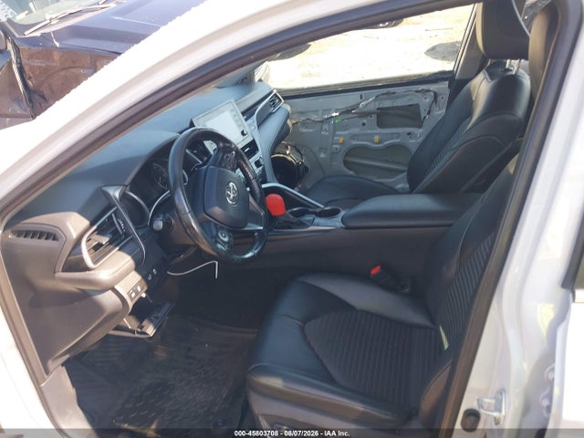 45803708 :رقم المزاد ، 4T1G11AK8NU014841 vin ، 2022 Toyota Camry Se مزاد بيع