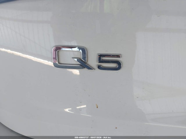 WA1LFAFP2EA041196 Audi Q5 2.0t Premium