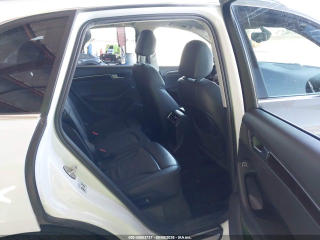 WA1LFAFP2EA041196 Audi Q5 2.0t Premium