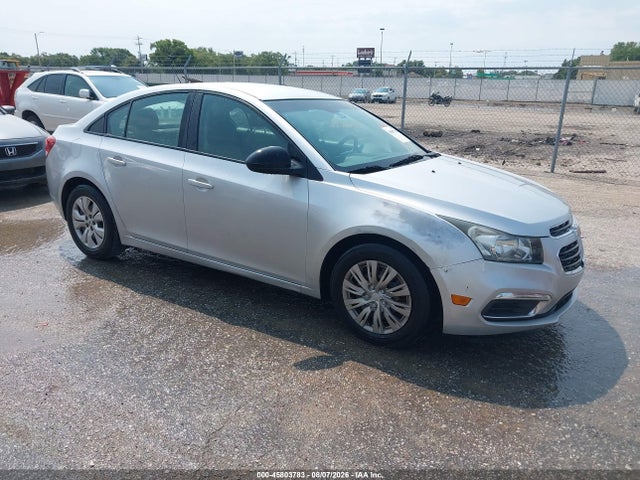 2015 1G1PA5SH7F7294338 main image