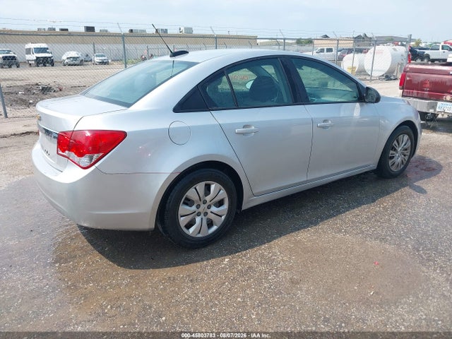 Chevrolet Cruze Ls Auto 2015 1G1PA5SH7F7294338 Image 4