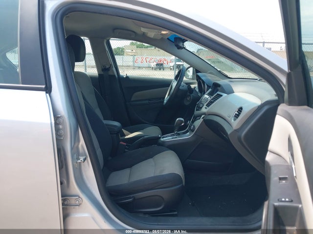 Chevrolet Cruze Ls Auto 2015 1G1PA5SH7F7294338 Image 5