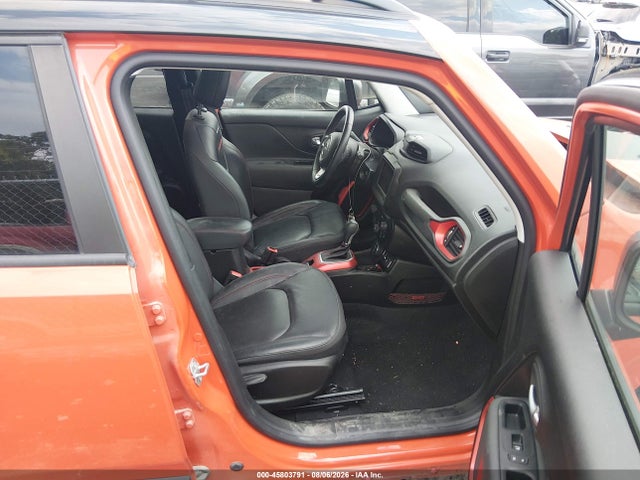 ZACNJBC13LPL97945 Jeep Renegade Trailhawk 4x4