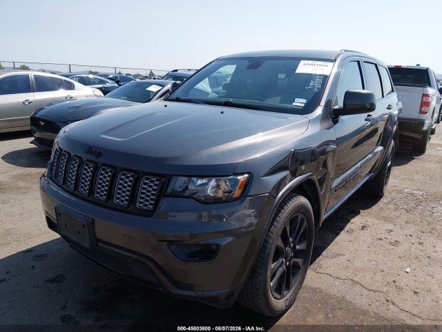 Продажа на аукционе авто 2018 Jeep Grand Cherokee Altitude 4x4, vin: 1C4RJFAG1JC343452, номер лота: 45803800