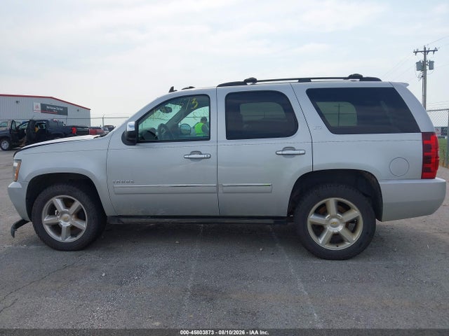45803873 :رقم المزاد ، 1GNSKCE0XDR252781 vin ، 2013 Chevrolet Tahoe Ltz مزاد بيع