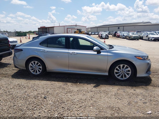 45803892 :رقم المزاد ، 4T1C11AK6PU791150 vin ، 2023 Toyota Camry Le مزاد بيع