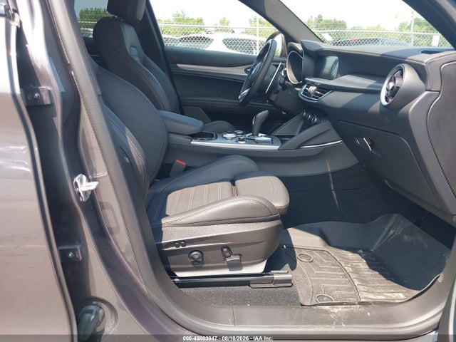 2024 Alfa Romeo Stelvio Veloce Awd მანქანა იყიდება აუქციონზე, vin: ZASPAKBN2R7D85993, აუქციონის ნომერი: 45803947