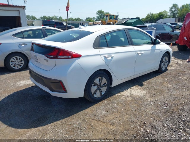 Продажа на аукционе авто 2020 Hyundai Ioniq Hybrid Blue, vin: KMHC65LC0LU186338, номер лота: 45803961