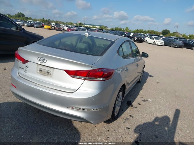 45803978 :رقم المزاد ، 5NPD74LF3HH209607 vin ، 2017 Hyundai Elantra Se مزاد بيع