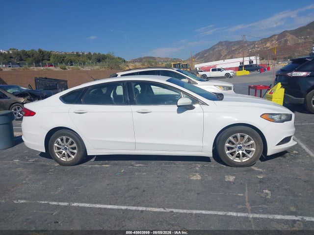Ford FUSION S 2017 3FA6P0G74HR368417 Image 13