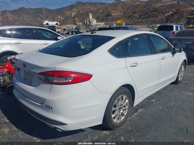 Ford FUSION S 2017 3FA6P0G74HR368417 Image 4