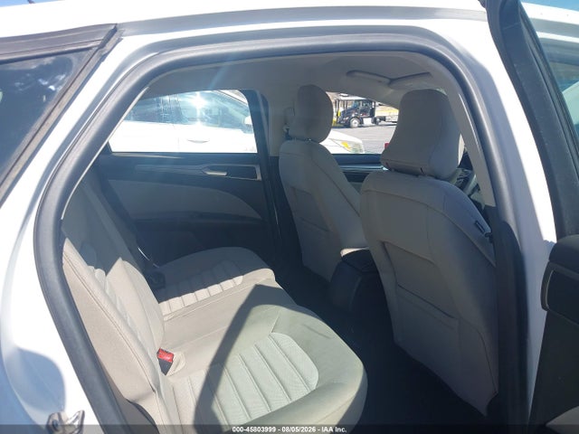 Ford FUSION S 2017 3FA6P0G74HR368417 Image 8