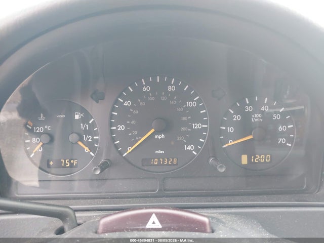 2000 Mercedes-benz Ml 430 მანქანა იყიდება აუქციონზე, vin: 4JGAB72E8YA176649, აუქციონის ნომერი: 45804031