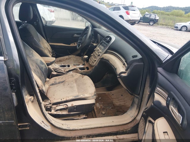 Продажа на аукционе авто 2015 Chevrolet Malibu 1lt, vin: 1G11C5SL5FF105826, номер лота: 45804034