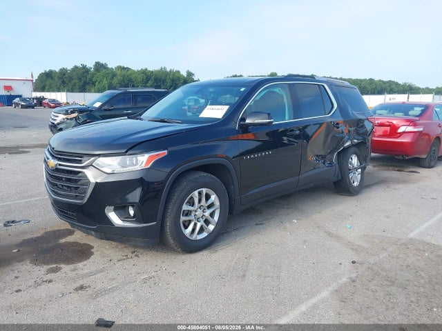 45804051 :رقم المزاد ، 1GNERGKW0JJ121068 vin ، 2018 Chevrolet Traverse Lt Cloth مزاد بيع