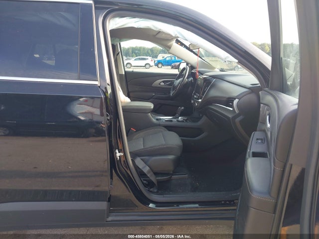 45804051 :رقم المزاد ، 1GNERGKW0JJ121068 vin ، 2018 Chevrolet Traverse Lt Cloth مزاد بيع