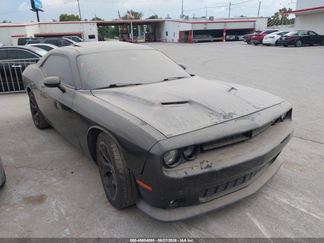 45804095 :رقم المزاد ، 2C3CDZBG3FH823658 vin ، 2015 Dodge Challenger Sxt Plus مزاد بيع