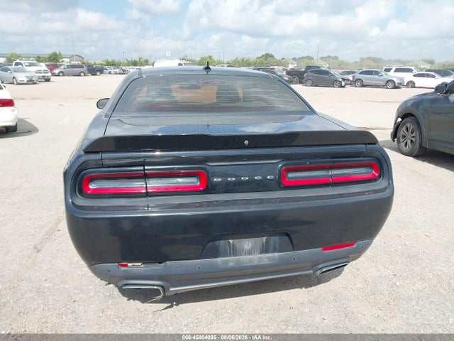 45804095 :رقم المزاد ، 2C3CDZBG3FH823658 vin ، 2015 Dodge Challenger Sxt Plus مزاد بيع