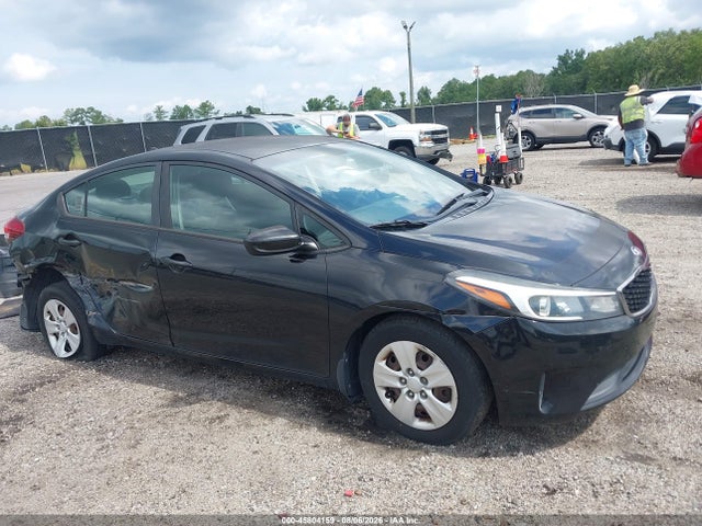 45804159 :رقم المزاد ، 3KPFK4A70HE080457 vin ، 2017 Kia Forte Lx مزاد بيع