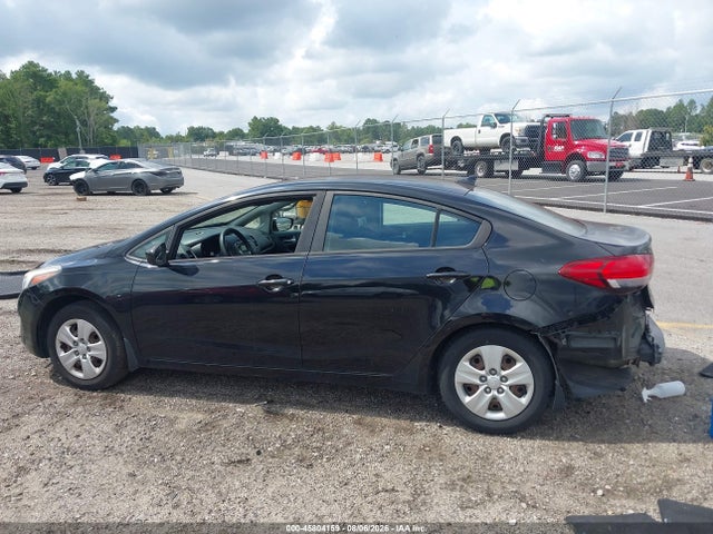 45804159 :رقم المزاد ، 3KPFK4A70HE080457 vin ، 2017 Kia Forte Lx مزاد بيع