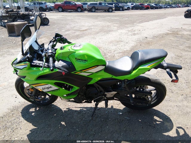 45804174 :رقم المزاد ، ML5EXEP15SDAF8347 vin ، 2025 Kawasaki Ex650 P مزاد بيع