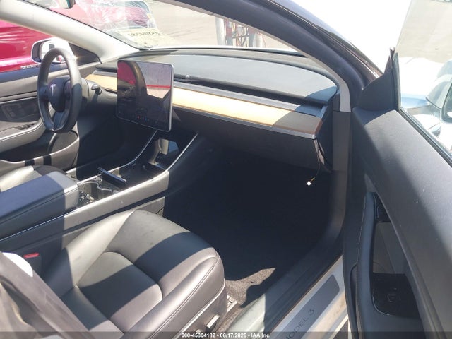 45804182 :رقم المزاد ، 5YJ3E1EA5KF434960 vin ، 2019 Tesla Model 3 Long Range/mid Range/standard Range/standard Range Plus مزاد بيع