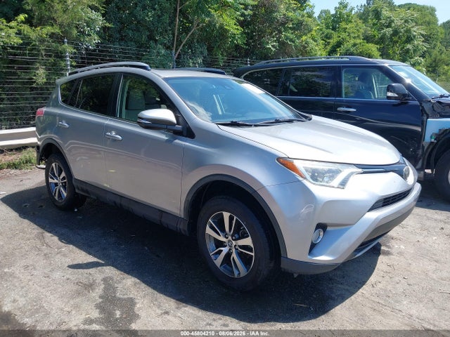 45804210 :رقم المزاد ، JTMWFREV7JJ186875 vin ، 2018 Toyota Rav4 Xle مزاد بيع