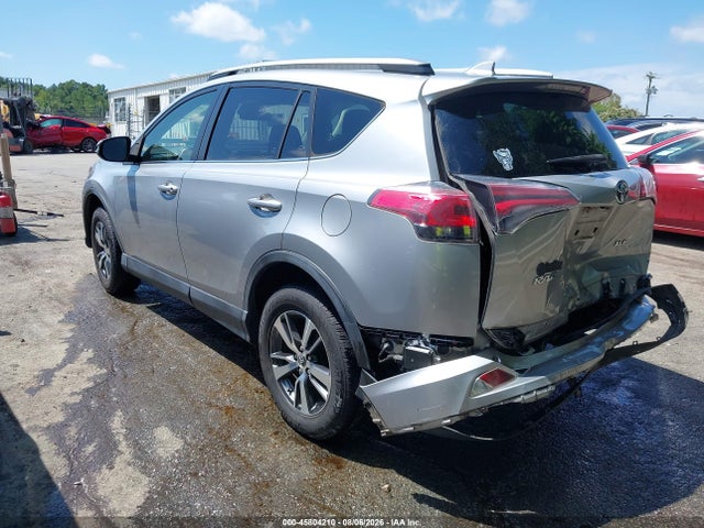 45804210 :رقم المزاد ، JTMWFREV7JJ186875 vin ، 2018 Toyota Rav4 Xle مزاد بيع