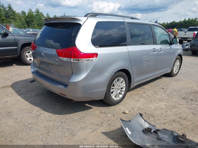 Продажа на аукционе авто 2011 Toyota Sienna Xle V6, vin: 5TDYK3DC3BS167214, номер лота: 45804218