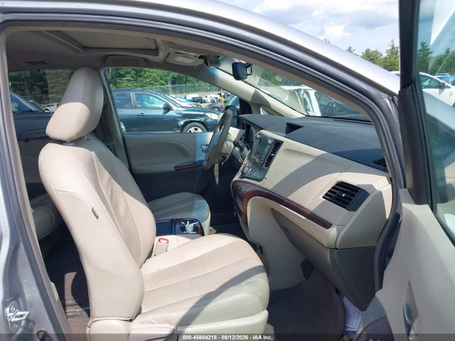 Продажа на аукционе авто 2011 Toyota Sienna Xle V6, vin: 5TDYK3DC3BS167214, номер лота: 45804218