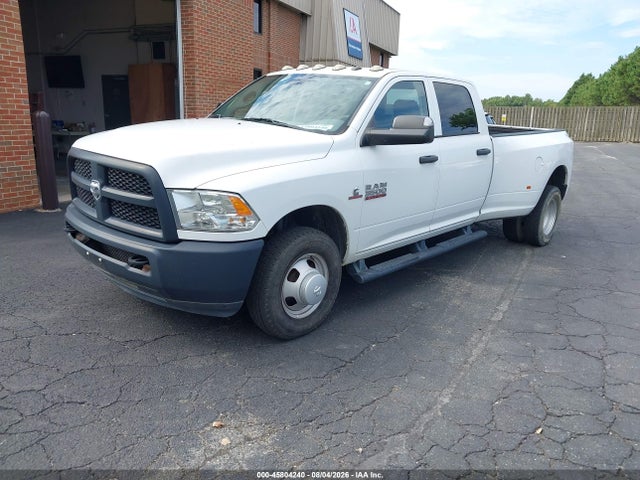 45804240 :رقم المزاد ، 3C63RPGL1JG143667 vin ، 2018 Ram 3500 Tradesman  4x2 8' Box مزاد بيع