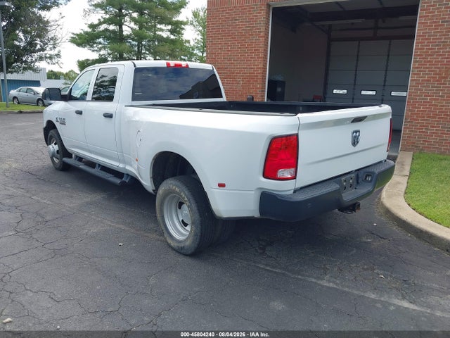 45804240 :رقم المزاد ، 3C63RPGL1JG143667 vin ، 2018 Ram 3500 Tradesman  4x2 8' Box مزاد بيع