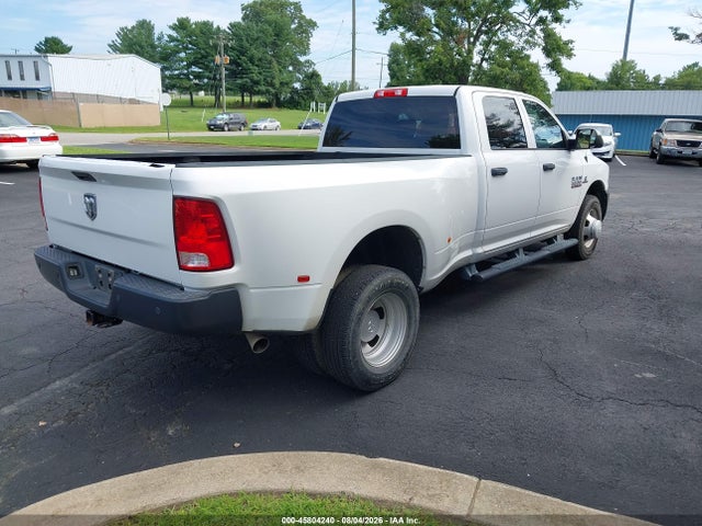 45804240 :رقم المزاد ، 3C63RPGL1JG143667 vin ، 2018 Ram 3500 Tradesman  4x2 8' Box مزاد بيع
