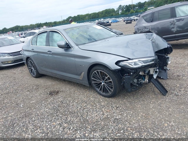 2023 Bmw 530e Xdrive მანქანა იყიდება აუქციონზე, vin: WBA33AG00PCL27018, აუქციონის ნომერი: 45804242