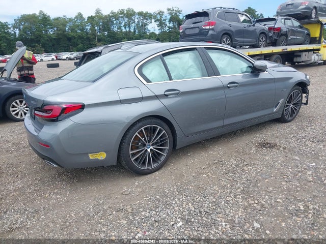 2023 Bmw 530e Xdrive მანქანა იყიდება აუქციონზე, vin: WBA33AG00PCL27018, აუქციონის ნომერი: 45804242