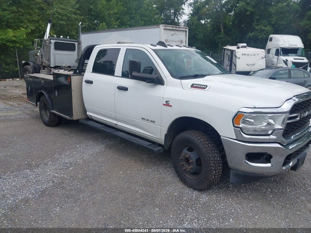 45804243 :رقم المزاد ، 3C7WRTCL0NG197197 vin ، 2022 Ram 3500 Chassis Tradesman/slt/laramie/limited مزاد بيع