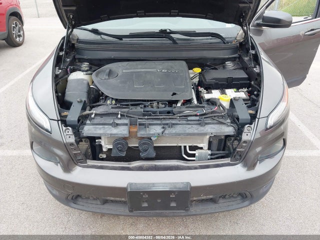 45804382 :رقم المزاد ، 1C4PJLCS8EW142983 vin ، 2014 Jeep Cherokee Latitude مزاد بيع