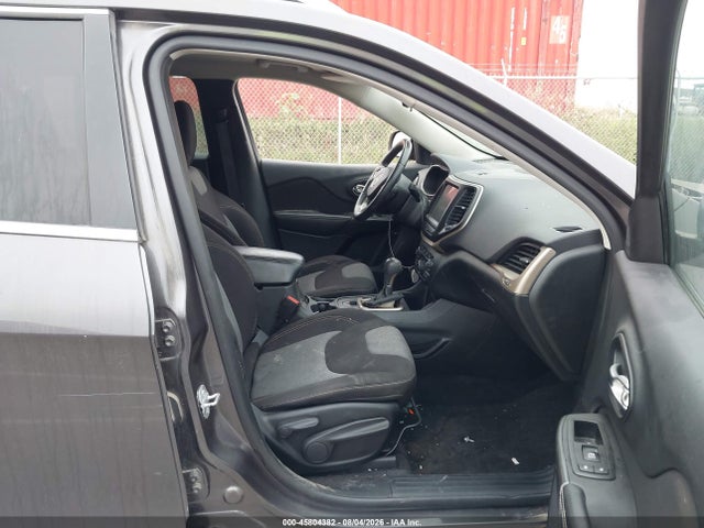 45804382 :رقم المزاد ، 1C4PJLCS8EW142983 vin ، 2014 Jeep Cherokee Latitude مزاد بيع