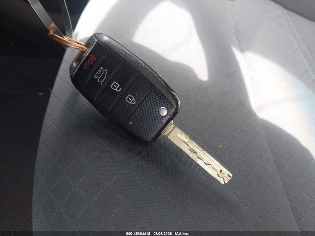45804418 :رقم المزاد ، 5XYPG4A34GG040984 vin ، 2016 Kia Sorento 2.4l Lx مزاد بيع