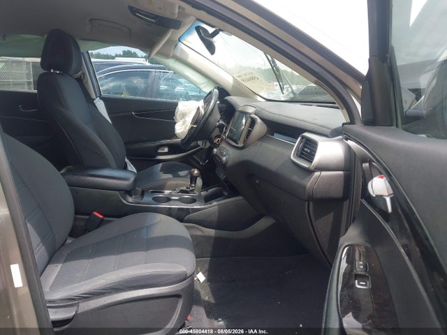 45804418 :رقم المزاد ، 5XYPG4A34GG040984 vin ، 2016 Kia Sorento 2.4l Lx مزاد بيع