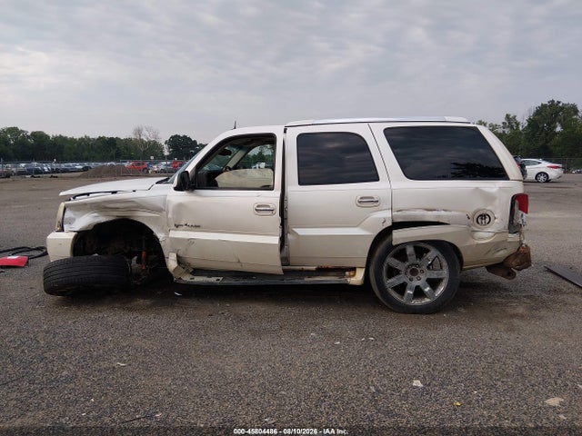 45804486 :رقم المزاد ، 1GYEK63N03R305616 vin ، 2003 Cadillac Escalade Standard مزاد بيع