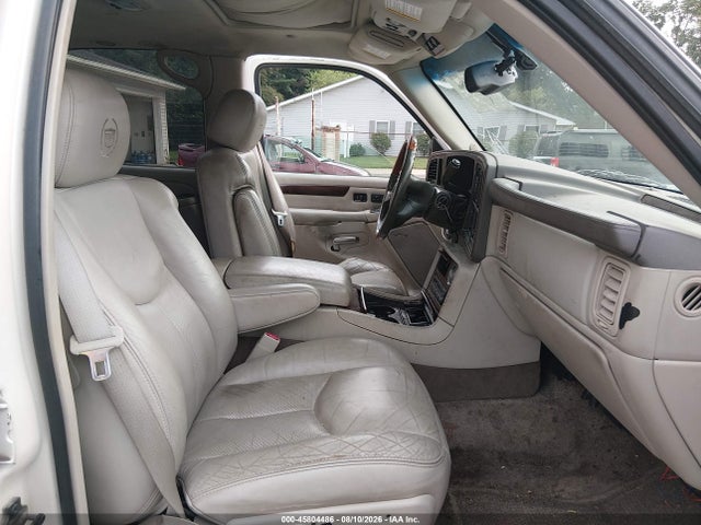 45804486 :رقم المزاد ، 1GYEK63N03R305616 vin ، 2003 Cadillac Escalade Standard مزاد بيع