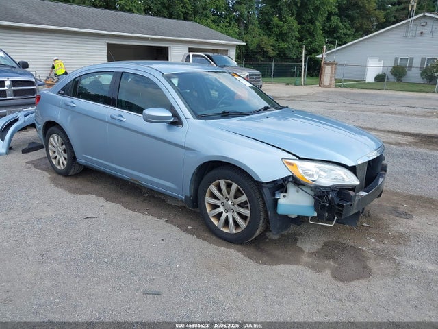Auction sale of the 2013 Chrysler 200 Touring, vin: 1C3CCBBB8DN743968, lot number: 45804523