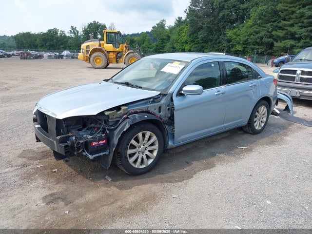 Aukcja sprzedaży 2013 Chrysler 200 Touring, vin: 1C3CCBBB8DN743968, numer aukcji: 45804523