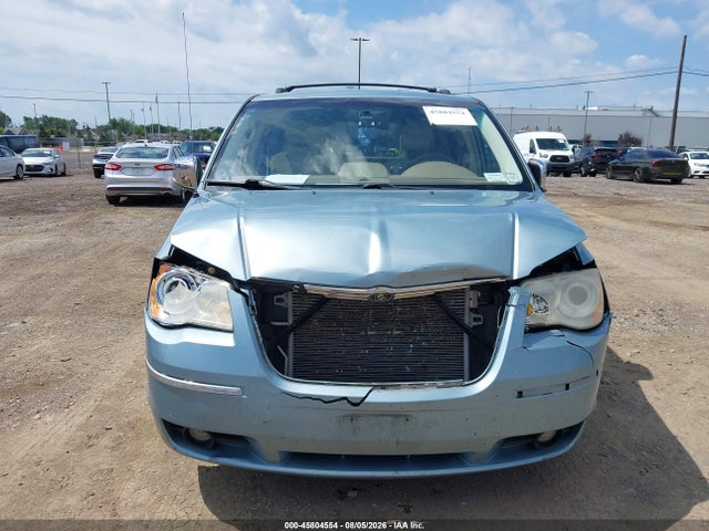 Продажа на аукционе авто 2010 Chrysler Town & Country New Limited, vin: 2A4RR7DX4AR322137, номер лота: 45804554