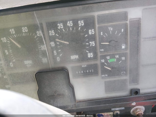 45804569 :رقم المزاد ، 1HTSCABMXTH301924 vin ، 1996 International 4000 4700 مزاد بيع