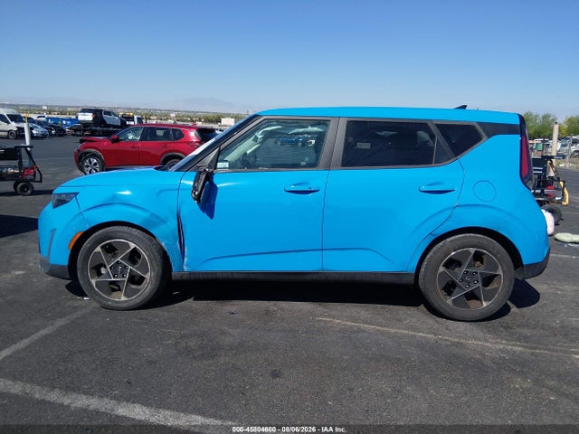 2023 Kia Soul Ex მანქანა იყიდება აუქციონზე, vin: KNDJ33AU1P7196627, აუქციონის ნომერი: 45804600