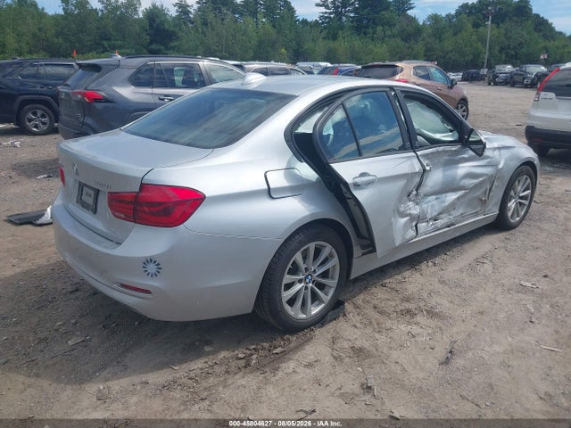 BMW 320i Xdrive 2018 WBA8A3C58JA489460 Image 4