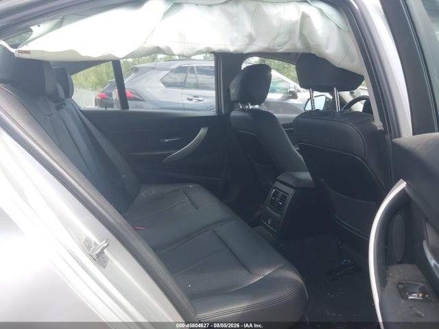 BMW 320i Xdrive 2018 WBA8A3C58JA489460 Image 8